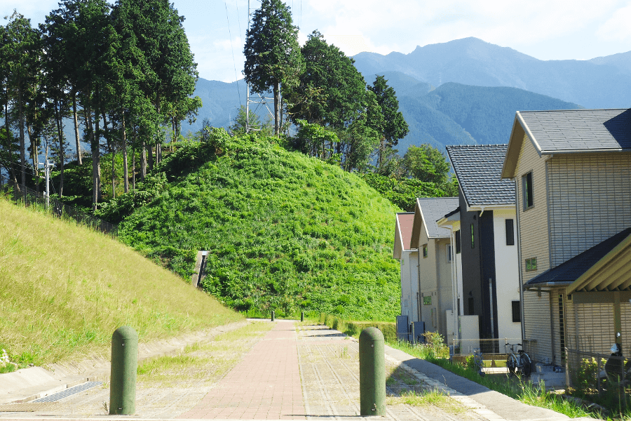 中央公園下フットパス